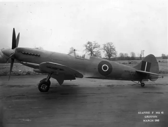 Framed Print : Supermarine Seafire F45 LA432 March 1945 Framed Print : Supermarine Seafire F45 LA432 March 1945