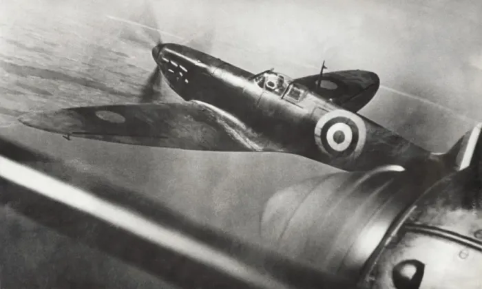 Framed Print : Supermarine Spitfire 1 / I Framed Print : Supermarine Spitfire 1 / I