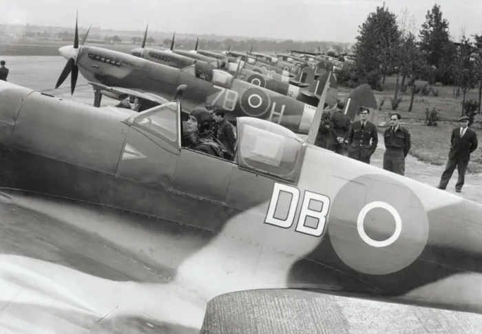 Framed Print : Supermarine Spitfire Framed Print : Supermarine Spitfire