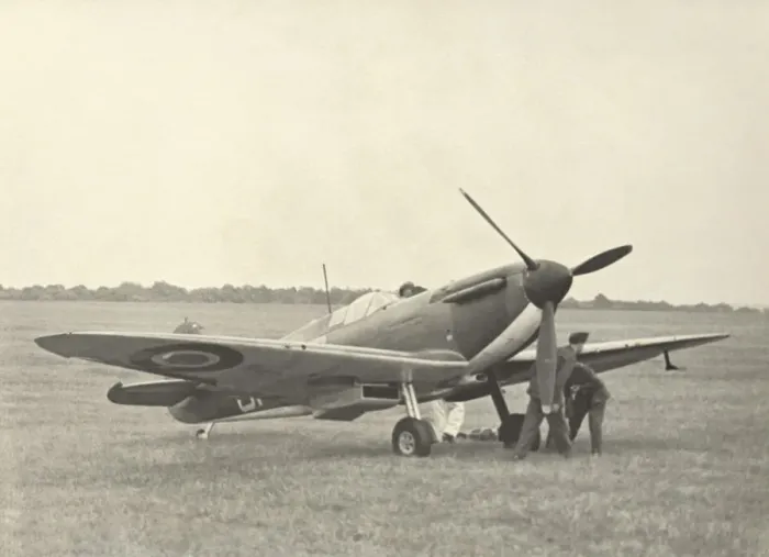 Framed Print : Supermarine Spitfire Framed Print : Supermarine Spitfire