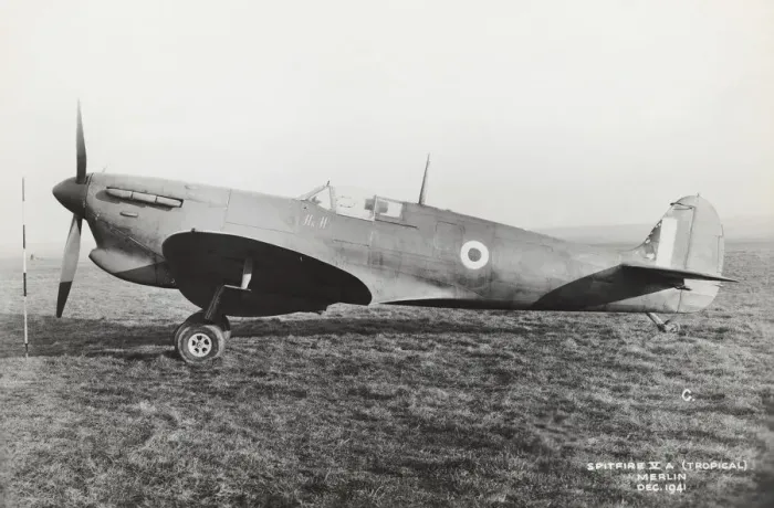 Framed Print : Supermarine Spitfire 5A / VA Framed Print : Supermarine Spitfire 5A / VA