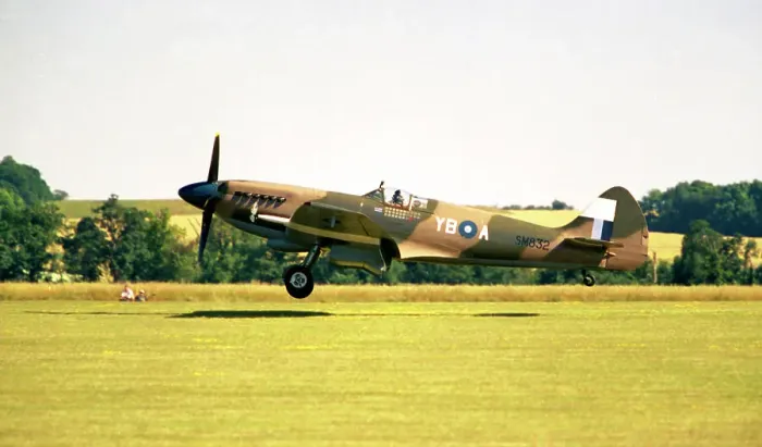 Framed Print : Supermarine Spitfire F Mk. XIVc G-WWII - SM832 Framed Print : Supermarine Spitfire F Mk. XIVc G-WWII - SM832