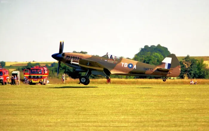 Framed Print : Supermarine Spitfire F Mk. XIVc G-WWII - SM832 Framed Print : Supermarine Spitfire F Mk. XIVc G-WWII - SM832