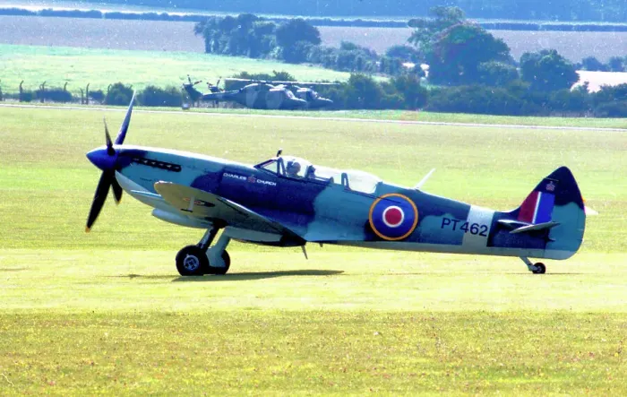 Framed Print : Supermarine Spitfire Mk HF Mk. IXe G-CTIX - PT462 Framed Print : Supermarine Spitfire Mk HF Mk. IXe G-CTIX - PT462