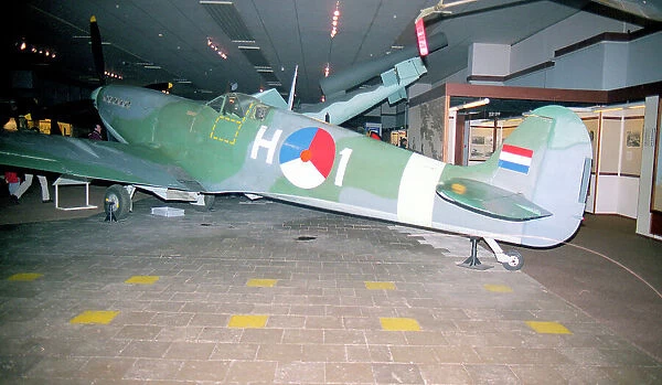 Supermarine Spitfire Mk LFIXc H-1