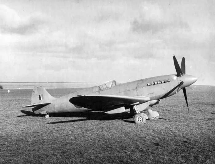 Framed Print : Supermarine Spitfire PRXIX SW777 Framed Print : Supermarine Spitfire PRXIX SW777