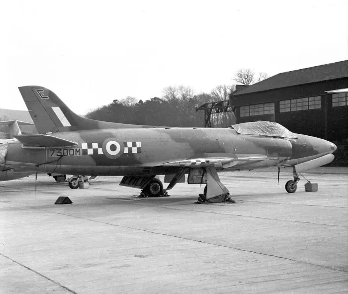 Framed Print : Supermarine Swift F.2 7300M - WK240 Framed Print : Supermarine Swift F.2 7300M - WK240