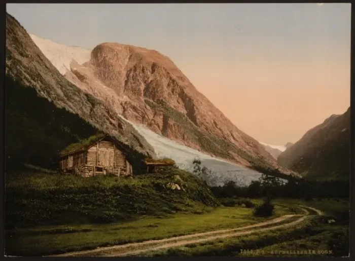 Framed Print : Suphellebrae, Sognefjord, Norway Framed Print : Suphellebrae, Sognefjord, Norway