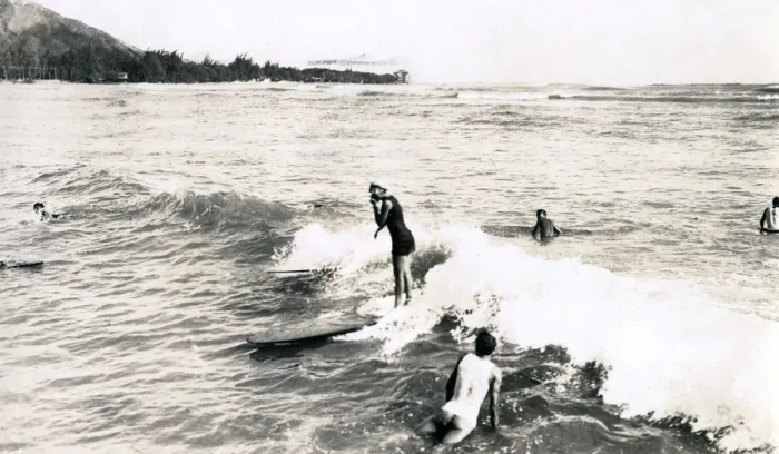 Framed Print : Surfing scene, Hawaii, USA Framed Print : Surfing scene, Hawaii, USA