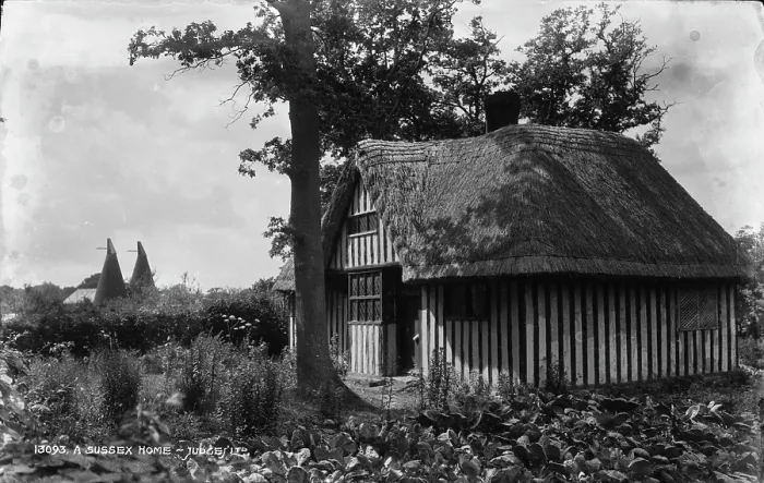 Framed Print : A Sussex Home Framed Print : A Sussex Home