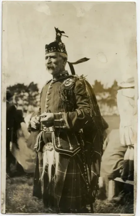 Framed Print : Sutherland Highland Chieftain - Scotland - Peace Day Framed Print : Sutherland Highland Chieftain - Scotland - Peace Day