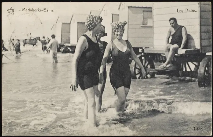 Framed Print : SWIMWEAR / BELGIUM 1913 Framed Print : SWIMWEAR / BELGIUM 1913