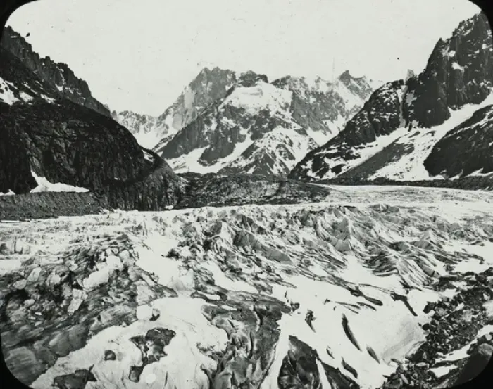 Framed Print : Switzerland - The Mer de Glace, Chamounix Framed Print : Switzerland - The Mer de Glace, Chamounix