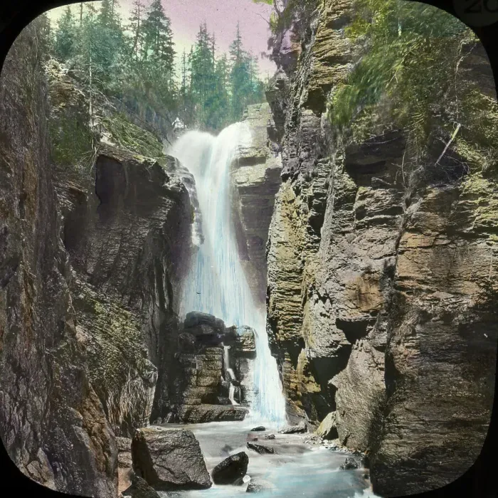 Framed Print : Switzerland - Rosenlaui, Falls of Reichenbach (2) Framed Print : Switzerland - Rosenlaui, Falls of Reichenbach (2)