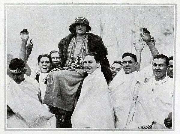 Sybil Thorndike and Students