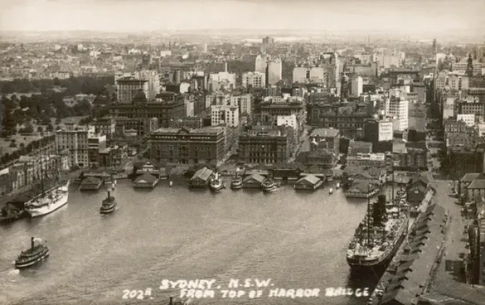 Framed Print : Sydney c. 1930s Framed Print : Sydney c. 1930s