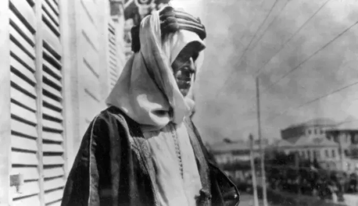 Framed Print : T E Lawrence (Lawrence of Arabia) Framed Print : T E Lawrence (Lawrence of Arabia)