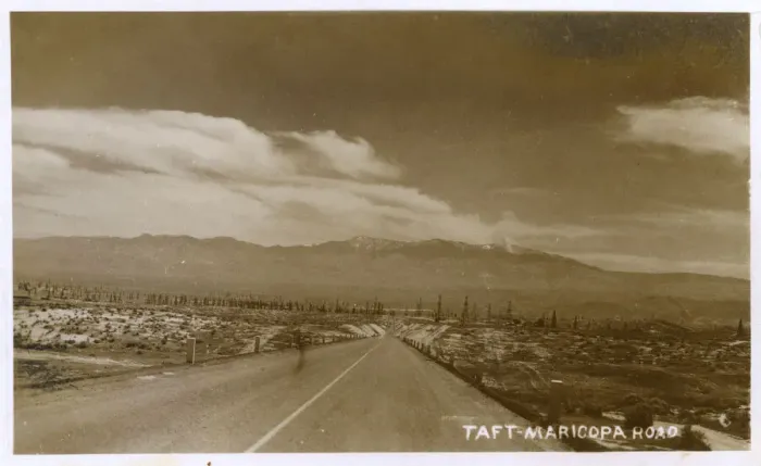 Framed Print : Taft-Maricopa Road, Kern County, California, USA Framed Print : Taft-Maricopa Road, Kern County, California, USA