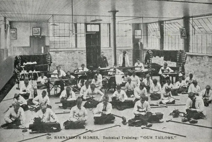 Framed Print : Tailors Department, Barnardos Stepney Causeway, East Londo Framed Print : Tailors Department, Barnardos Stepney Causeway, East Londo