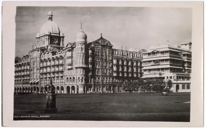 Framed Print : Taj & Green's Hotel, Bombay (Mumbai), British India. Date: circa 1930 Framed Print : Taj & Green's Hotel, Bombay (Mumbai), British India. Date: circa 1930