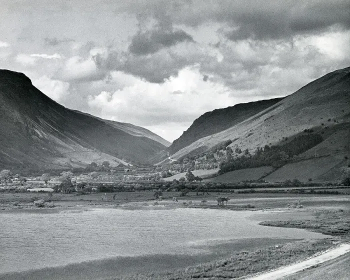 Framed Print : Tal-y-Llyn Lake and Pass, North Wales Framed Print : Tal-y-Llyn Lake and Pass, North Wales