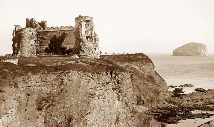 Framed Print : Tantallon Castle and Bass Rock, Scotland Framed Print : Tantallon Castle and Bass Rock, Scotland