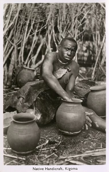Tanzania - Native Potter, Kigoma