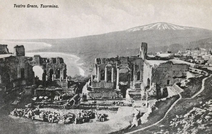 Framed Print : Taormina, Sicily, Italy - Greek Theatre Framed Print : Taormina, Sicily, Italy - Greek Theatre