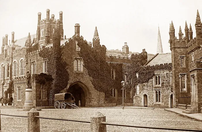 Framed Print : tavistock Guild Hall Framed Print : tavistock Guild Hall