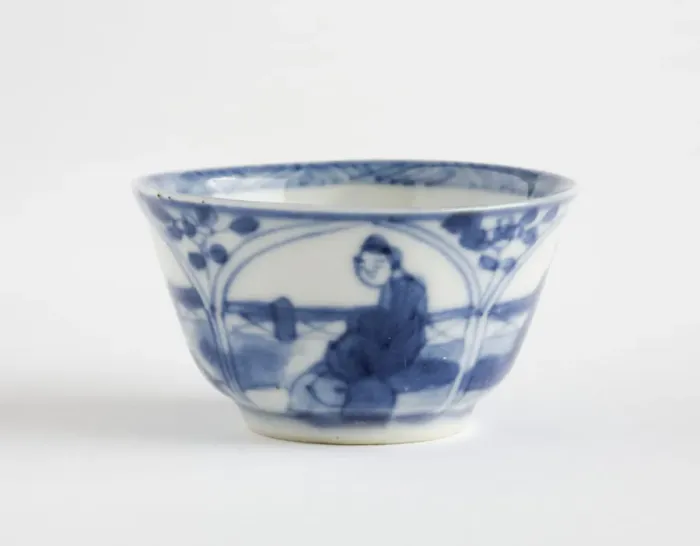 Framed Print : Tea bowl. Porcelain tea bowl decorated in underglaze blue with four petal-shaped