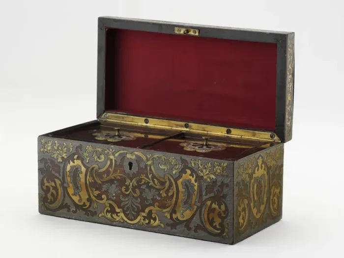 Framed Print : Tea caddy made from mahogany with two internal compartments, inlaid with brass Framed Print : Tea caddy made from mahogany with two internal compartments, inlaid with brass