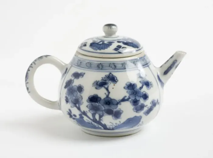 Framed Print : Teapot and lid Framed Print : Teapot and lid