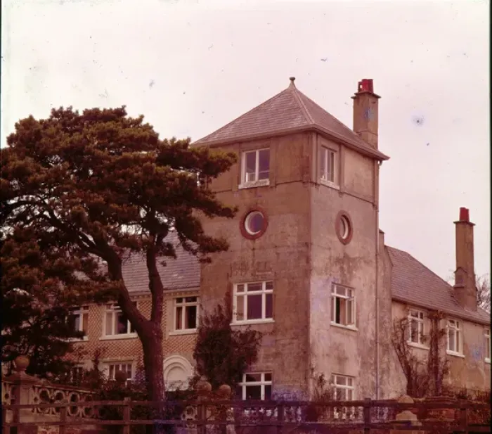Framed Print : Telegraph House, home of Bertrand Russell Framed Print : Telegraph House, home of Bertrand Russell