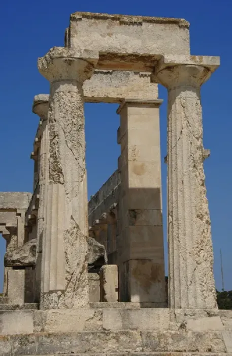 Framed Print : Temple of Aphaia. Greece Framed Print : Temple of Aphaia. Greece