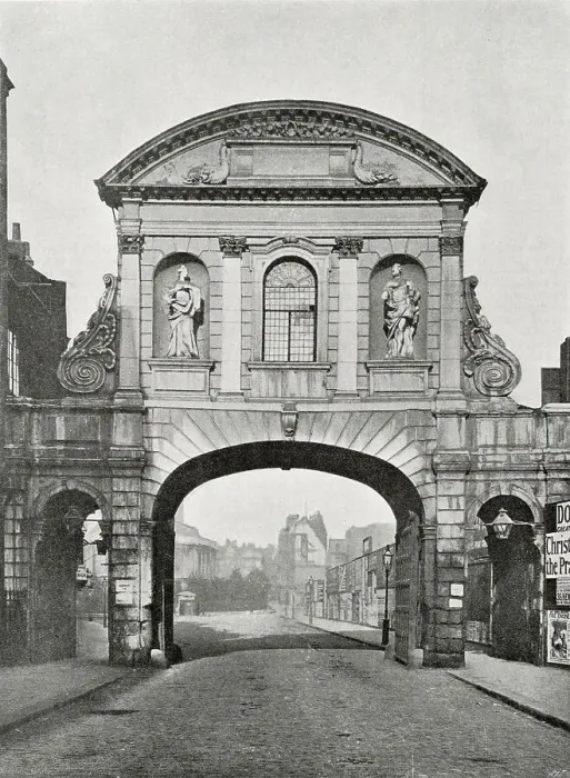 Framed Print : Temple Bar in the Strand, London, prior to 1878. That year the Bar was taken down and rebuilt at Theobald's, Waltham Cross. Later in 2004 it will return to London and be rebuilt at Paternoster Square near to St. Paul's Cathedral. Date: 1898 Framed Print : Temple Bar in the Strand, London, prior to 1878. That year the Bar was taken down and rebuilt at Theobald's, Waltham Cross. Later in 2004 it will return to London and be rebuilt at Paternoster Square near to St. Paul's Cathedral. Date: 1898