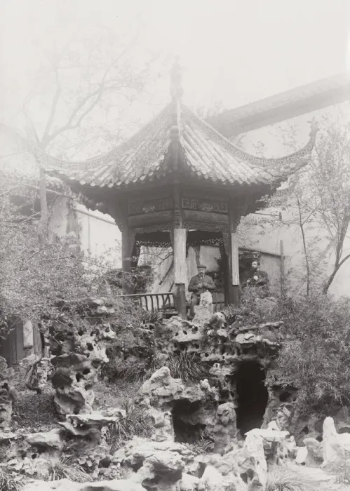 Framed Print : Temple of Confucius, Hankow, modern Wuhan, China Framed Print : Temple of Confucius, Hankow, modern Wuhan, China