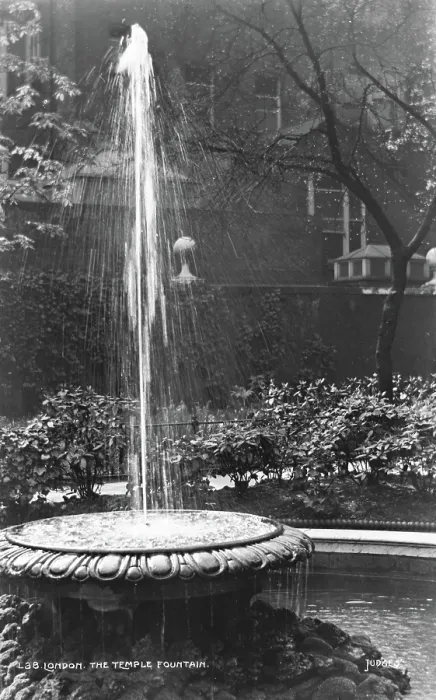 Framed Print : The Temple Fountain Framed Print : The Temple Fountain