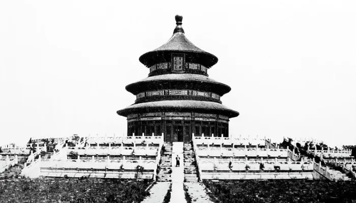 Framed Print : Temple of Heaven, Beijing, China, early 1900s Framed Print : Temple of Heaven, Beijing, China, early 1900s