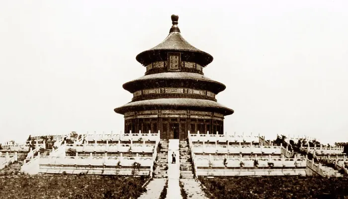 Framed Print : Temple of Heaven, Beijing, China, early 1900s Framed Print : Temple of Heaven, Beijing, China, early 1900s