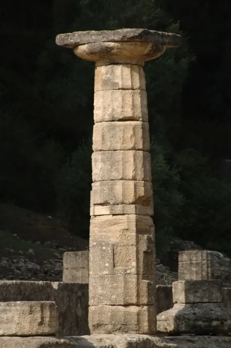 Framed Print : Temple of Hera (Heraion). 6th century B. C Doric column. Sa Framed Print : Temple of Hera (Heraion). 6th century B. C Doric column. Sa
