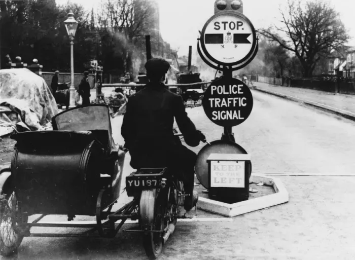 Framed Print : Temporary road works signal, London Framed Print : Temporary road works signal, London