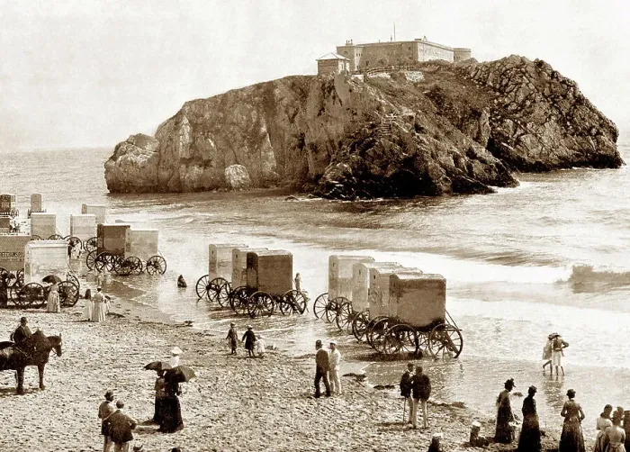 Framed Print : Tenby beach and St. Catherine's Rock, Victorian period Framed Print : Tenby beach and St. Catherine's Rock, Victorian period