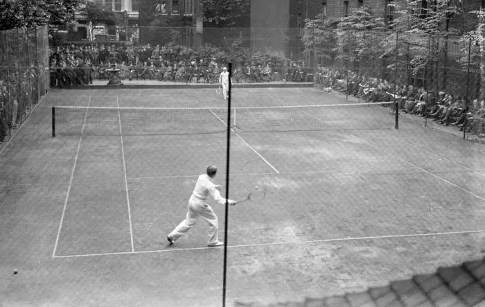 Framed Print : Tennis at Bishopsgate Framed Print : Tennis at Bishopsgate