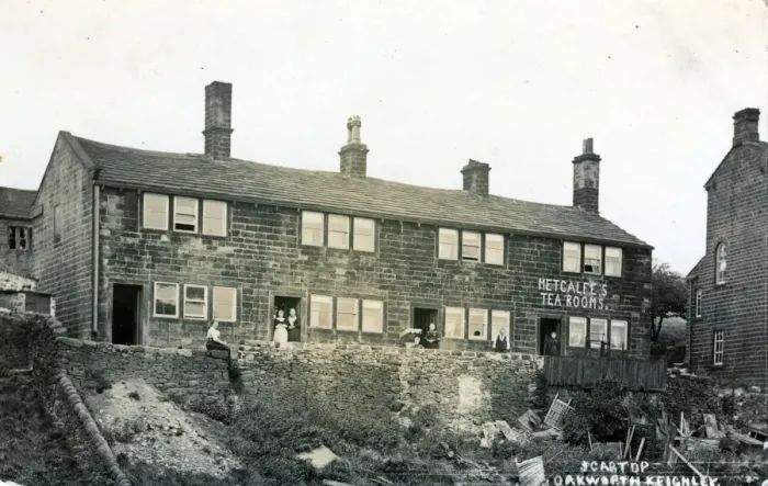 Framed Print : Terraced Houses, Scar Top, Yorkshire Framed Print : Terraced Houses, Scar Top, Yorkshire