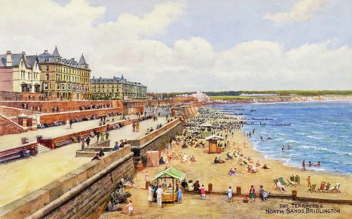 Framed Print : Terraces and North Sands, Bridlington, North Yorkshire Framed Print : Terraces and North Sands, Bridlington, North Yorkshire