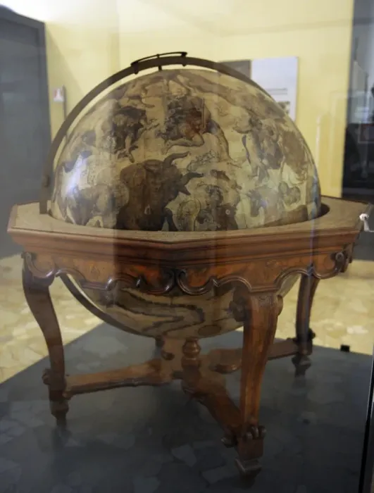 Framed Print : Terrestrial globe by cosmographer Vicenzo Coronelli (1650-1 Framed Print : Terrestrial globe by cosmographer Vicenzo Coronelli (1650-1