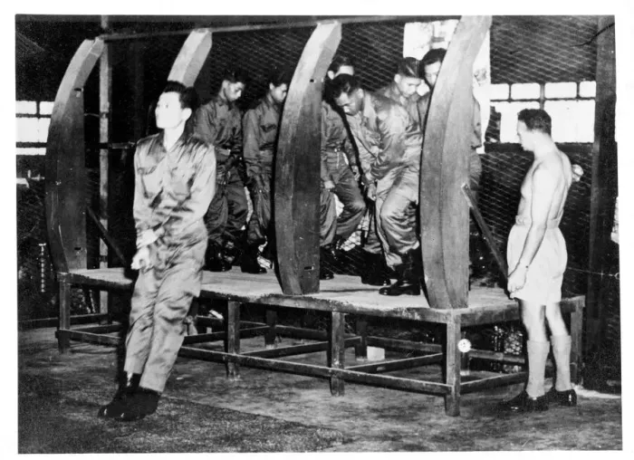 Framed Print : Thai paratrooper practising exiting the jump-ship Framed Print : Thai paratrooper practising exiting the jump-ship