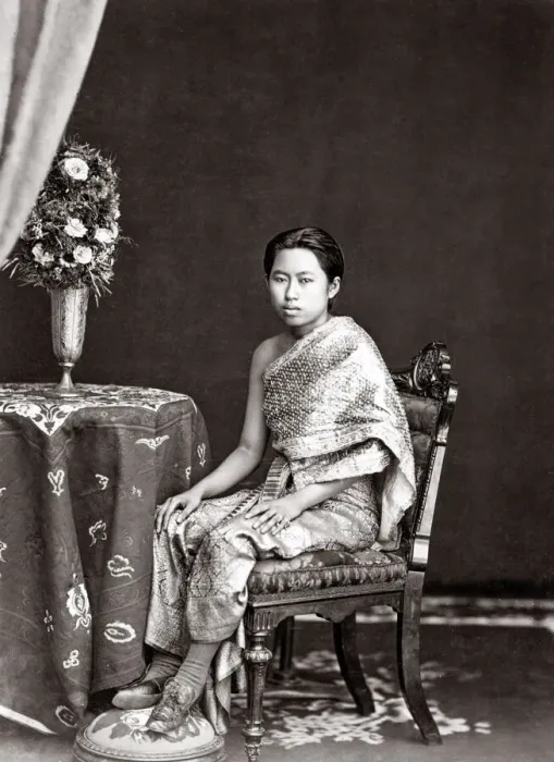 Framed Print : Thailand Siam royal princess or consort, Rama V Framed Print : Thailand Siam royal princess or consort, Rama V