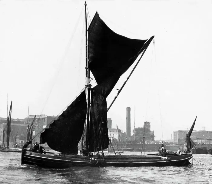 Framed Print : Thames Barge in London in 1895 Framed Print : Thames Barge in London in 1895