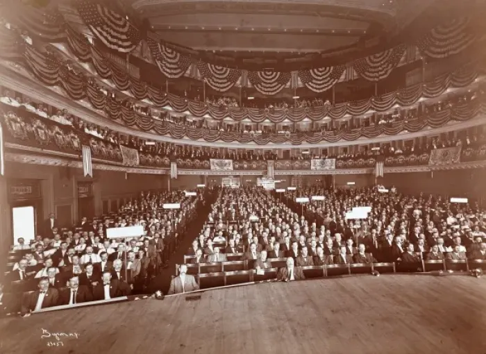 Framed Print : Theatre Audience in New York Framed Print : Theatre Audience in New York